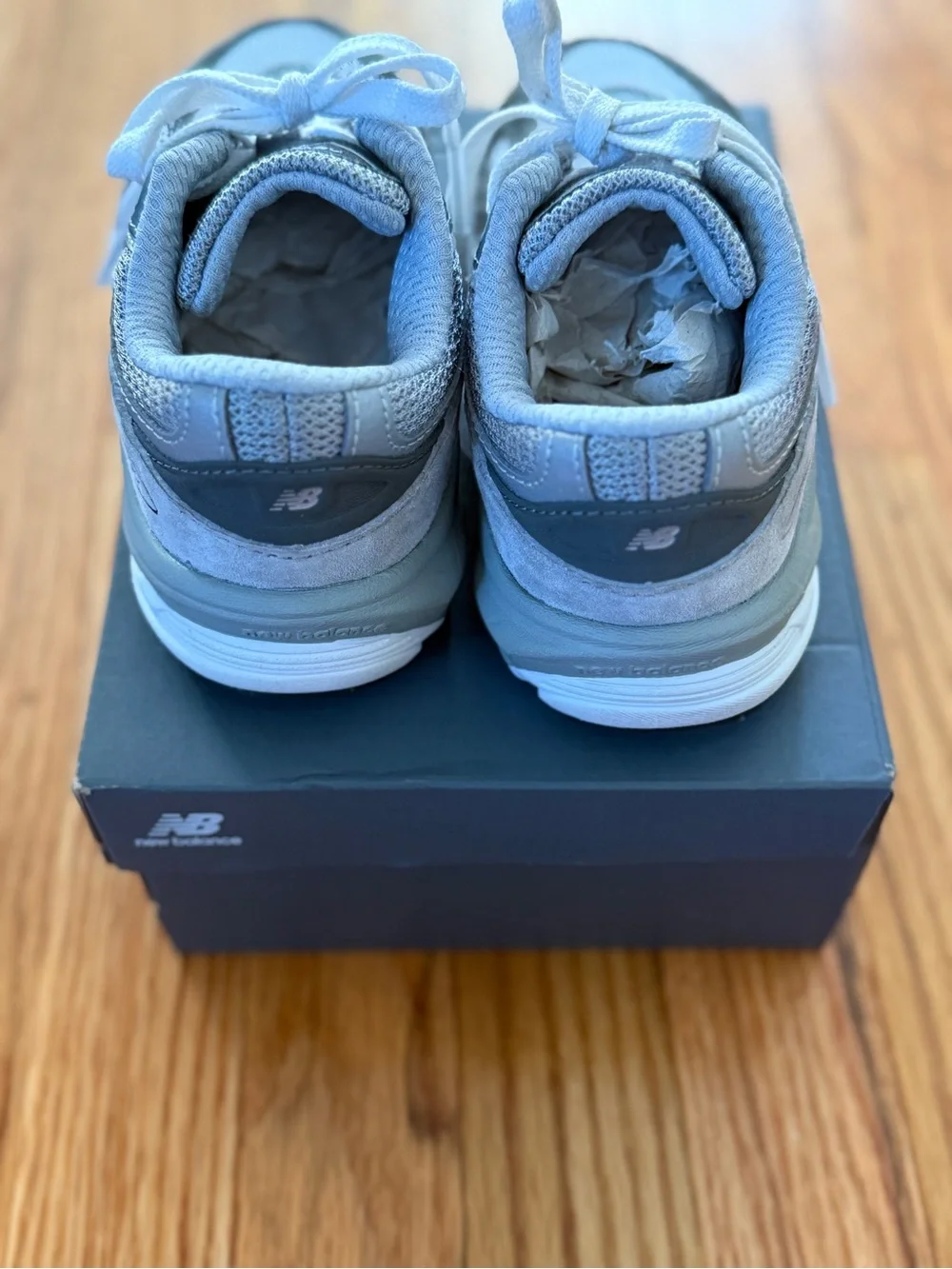 New Balance 990v